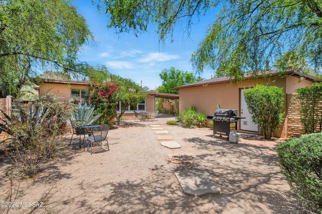 2110 E 7th Street, Tucson, AZ 85719