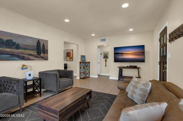 2110 E 7th Street, Tucson, AZ 85719