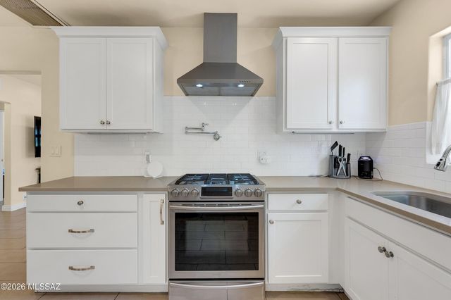 2110 E 7th Street, Tucson, AZ 85719
