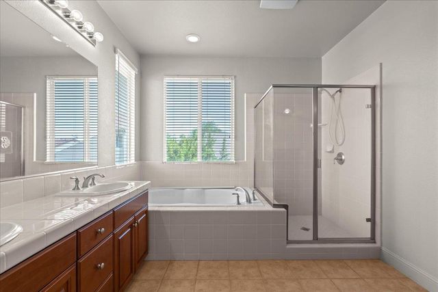 2047 Katnich Ln, Lodi, CA 95242