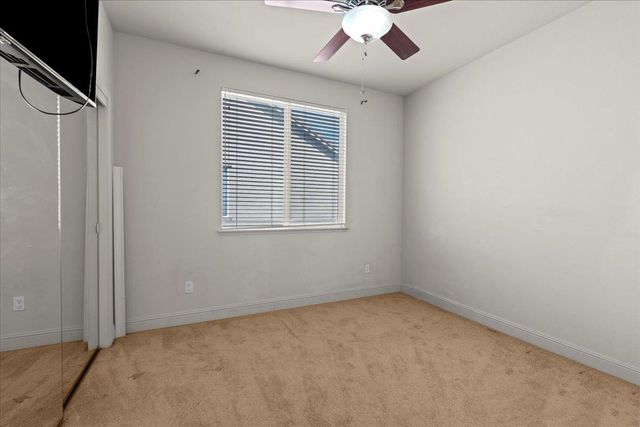 2047 Katnich Ln, Lodi, CA 95242