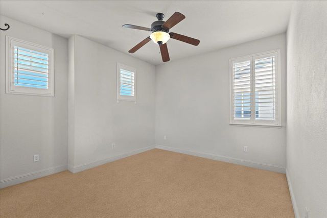 2047 Katnich Ln, Lodi, CA 95242