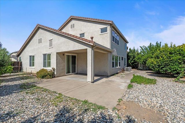 2047 Katnich Ln, Lodi, CA 95242