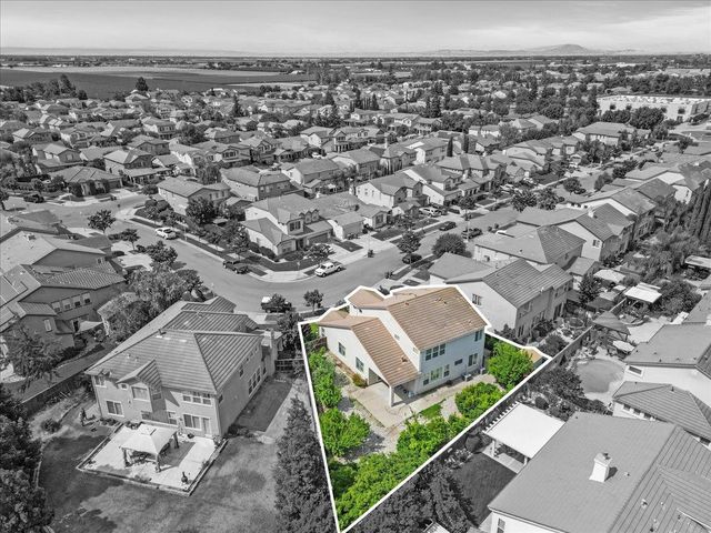 2047 Katnich Ln, Lodi, CA 95242