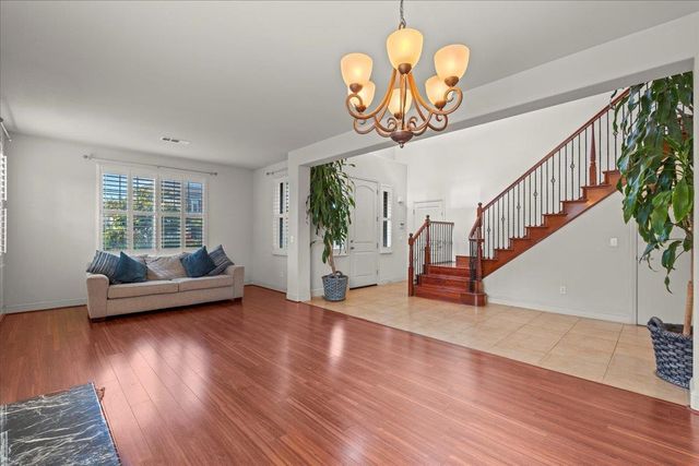 2047 Katnich Ln, Lodi, CA 95242