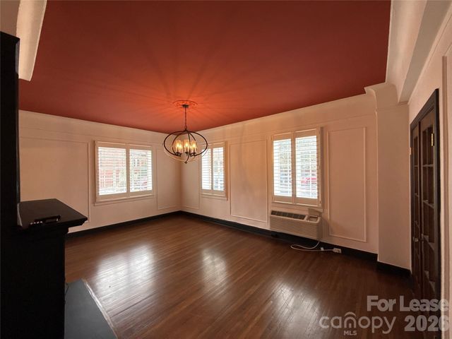 301 W 10th Street 106, Charlotte, NC 28202