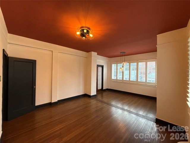 301 W 10th Street 106, Charlotte, NC 28202