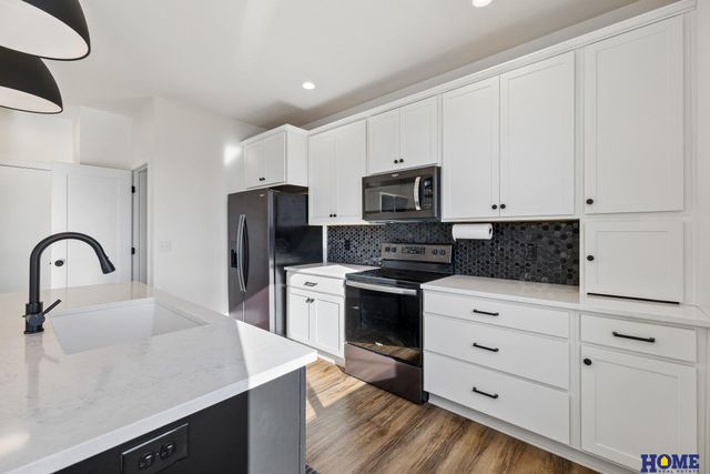 6626 Verano Drive, Lincoln, NE 68523