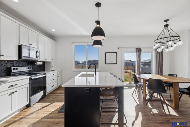 6626 Verano Drive, Lincoln, NE 68523