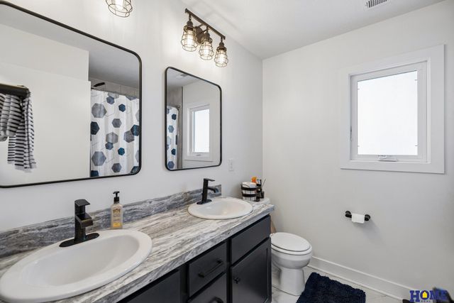 6626 Verano Drive, Lincoln, NE 68523