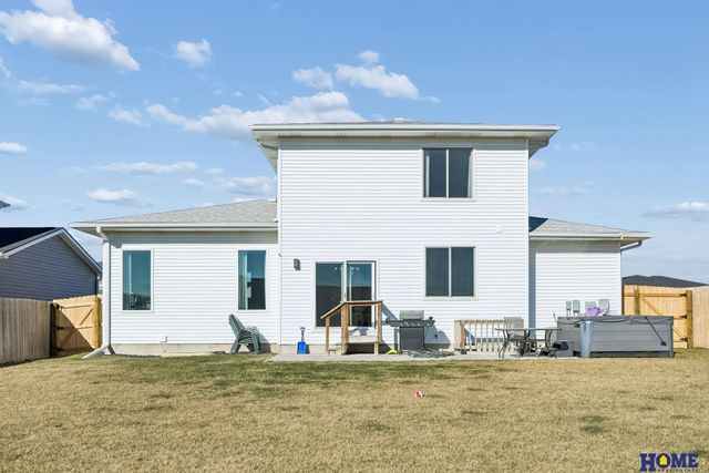 6626 Verano Drive, Lincoln, NE 68523