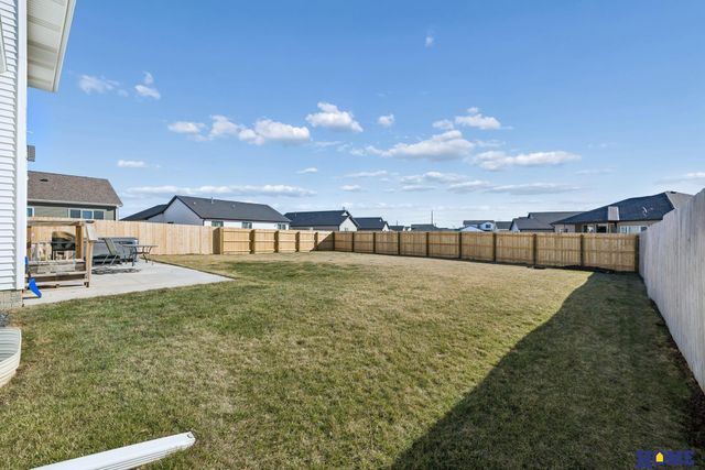 6626 Verano Drive, Lincoln, NE 68523