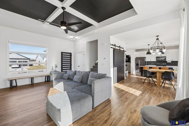 6626 Verano Drive, Lincoln, NE 68523