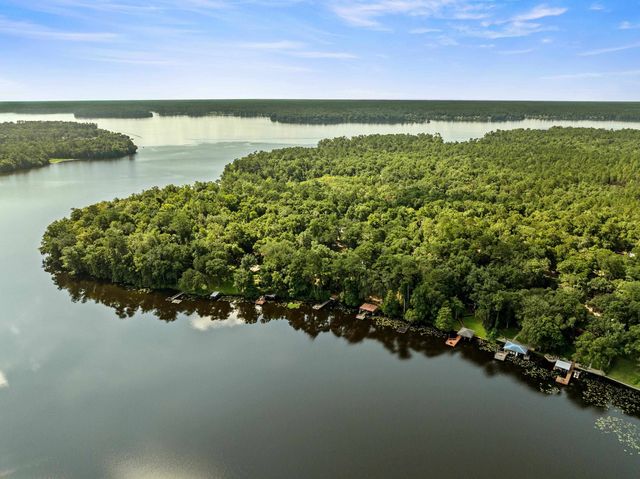 565 Gould Road, Quincy, FL 32351