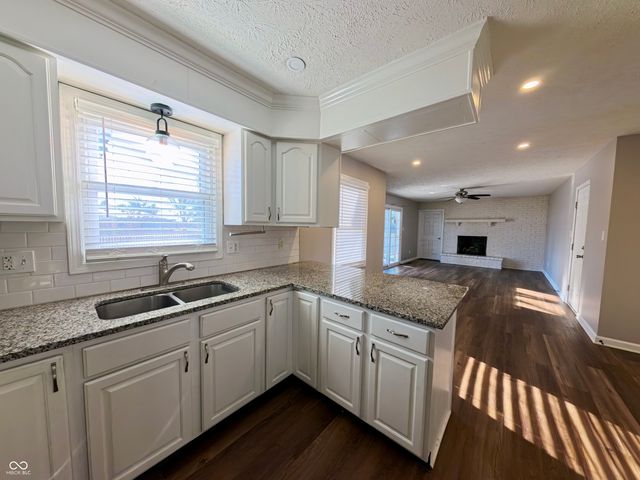 1045 Swinford Street, Shelbyville, IN 46176