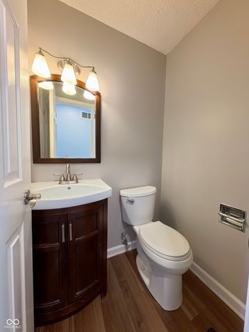 1045 Swinford Street, Shelbyville, IN 46176