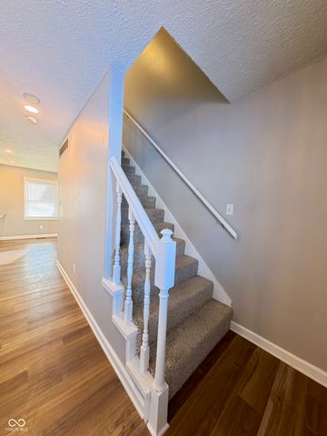 1045 Swinford Street, Shelbyville, IN 46176