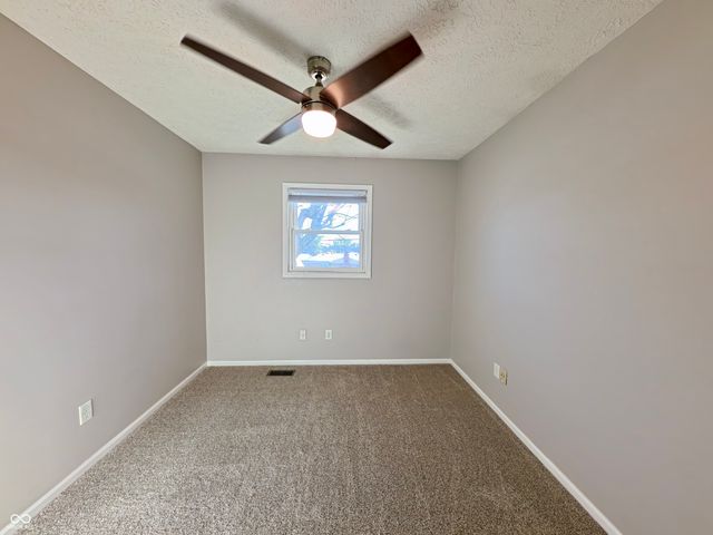 1045 Swinford Street, Shelbyville, IN 46176