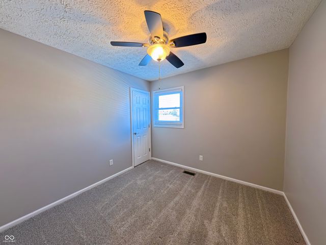 1045 Swinford Street, Shelbyville, IN 46176