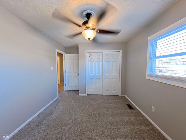 1045 Swinford Street, Shelbyville, IN 46176