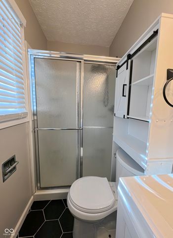 1045 Swinford Street, Shelbyville, IN 46176