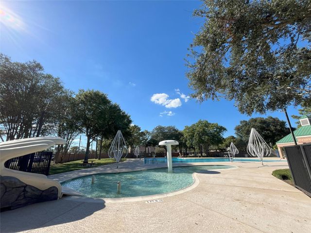 2903 Surrey Trail Lane, Katy, TX 77450