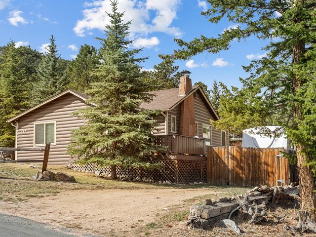 517 Birch Ave, Estes Park, CO 80517