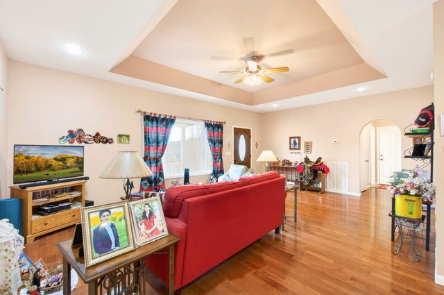 444 Mackie Rd, Sparta, TN 38583