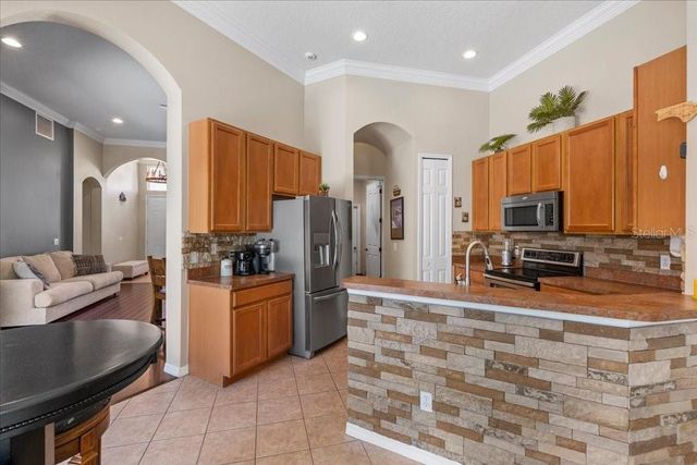 3785 HAMMONDS FERRY COURT, Oviedo, FL 32766