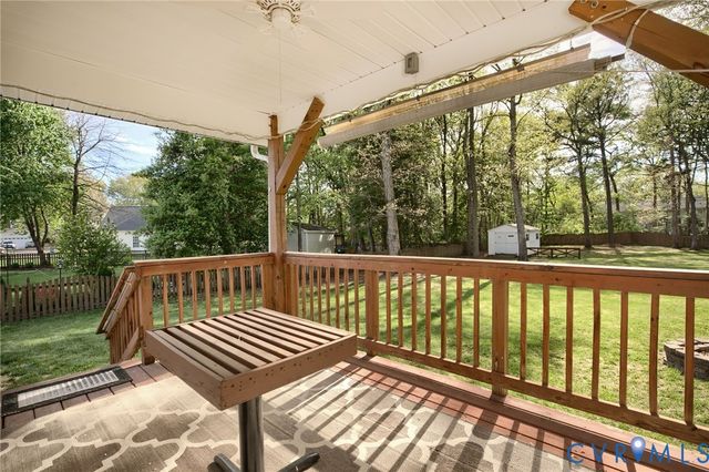 11191 Lesfield Ct, Hanover, VA 23116