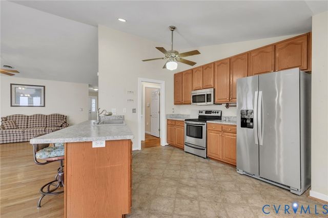 11191 Lesfield Ct, Hanover, VA 23116
