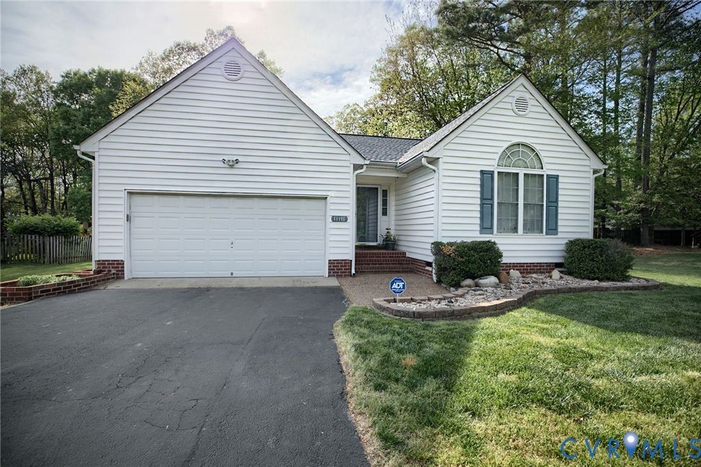 11191 Lesfield Ct, Hanover, VA 23116