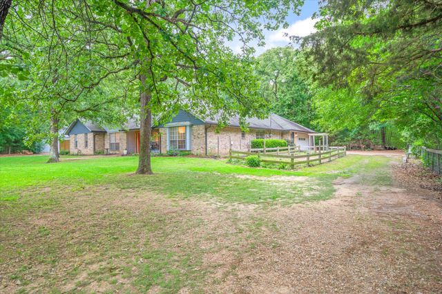 659 Cherry Creek Lane, Canton, TX 75103