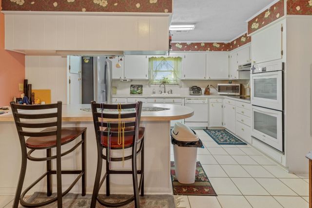 744 Belle Ave, Lake Charles, LA 70611