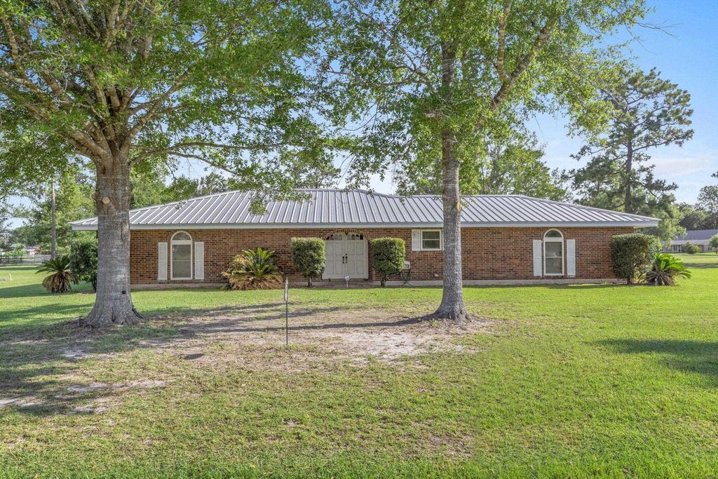 744 Belle Ave, Lake Charles, LA 70611