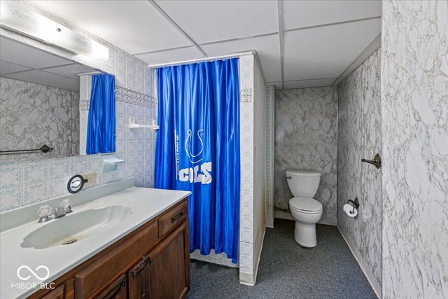 1081 Lawndale Drive, Greenwood, IN 46142