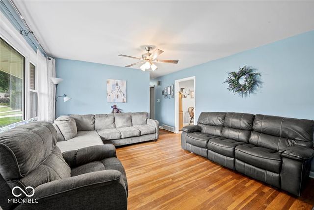 1081 Lawndale Drive, Greenwood, IN 46142