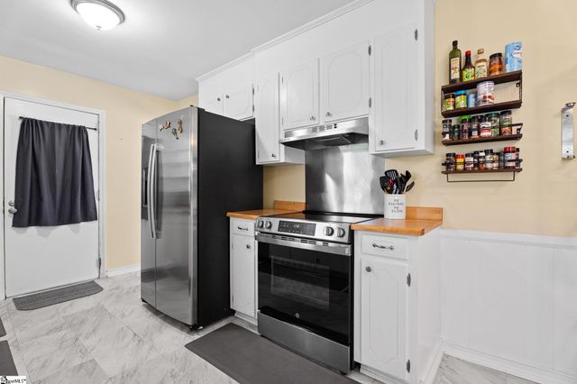313 Alder Drive, Simpsonville, SC 29680