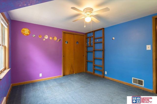 5625 Pioneers Boulevard, Lincoln, NE 68516