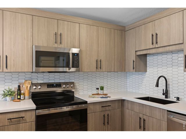 1601 W Swallow Rd 7-B, Fort Collins, CO 80526