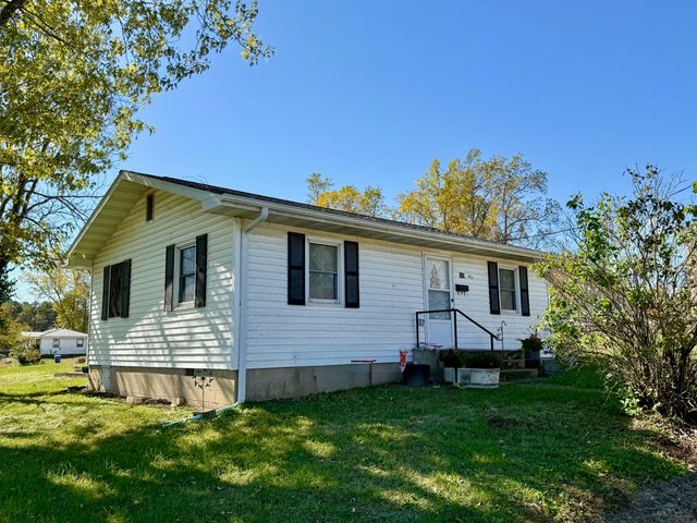 408 S 2nd Street, Houston, MO 65483