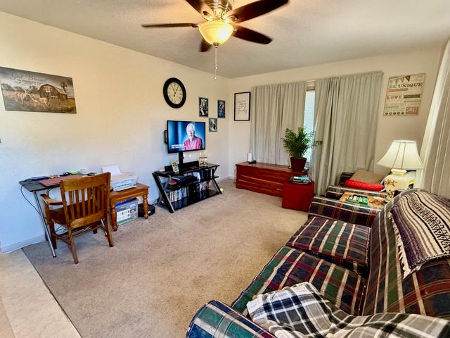 408 S 2nd Street, Houston, MO 65483