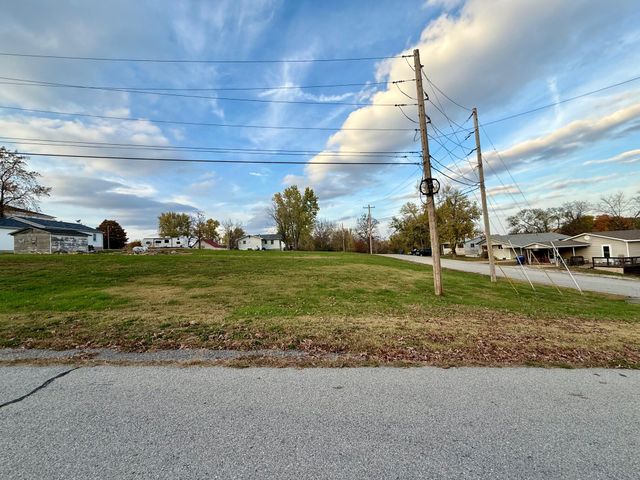 408 S 2nd Street, Houston, MO 65483