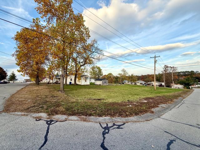 408 S 2nd Street, Houston, MO 65483