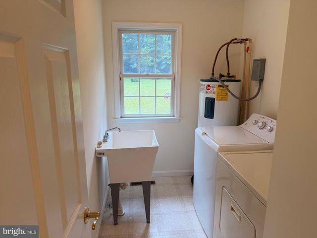 20029 LITTLE HILL RD, Frankford, DE 19945