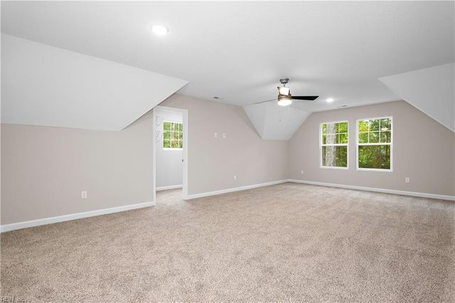 283 Lawnes Neck DR, Smithfield, VA 23430
