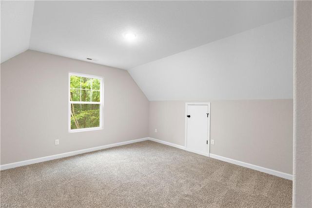 283 Lawnes Neck DR, Smithfield, VA 23430