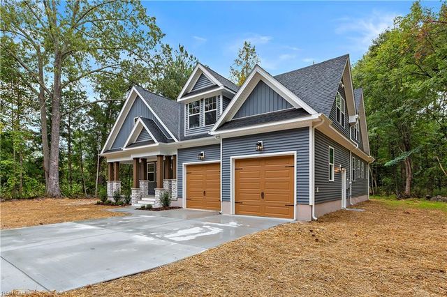 283 Lawnes Neck DR, Smithfield, VA 23430