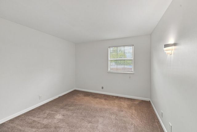 420 Walton Ln Apt K66, Madison, TN 37115