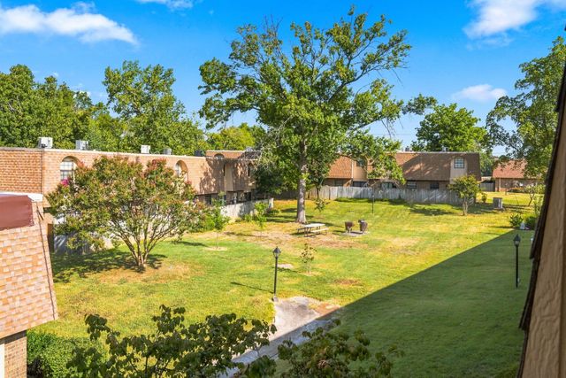 420 Walton Ln Apt K66, Madison, TN 37115